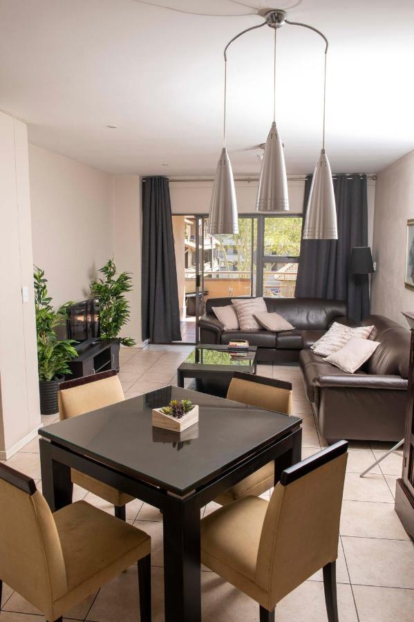 Grayston Exec Apartments Johannesburgo Exterior foto