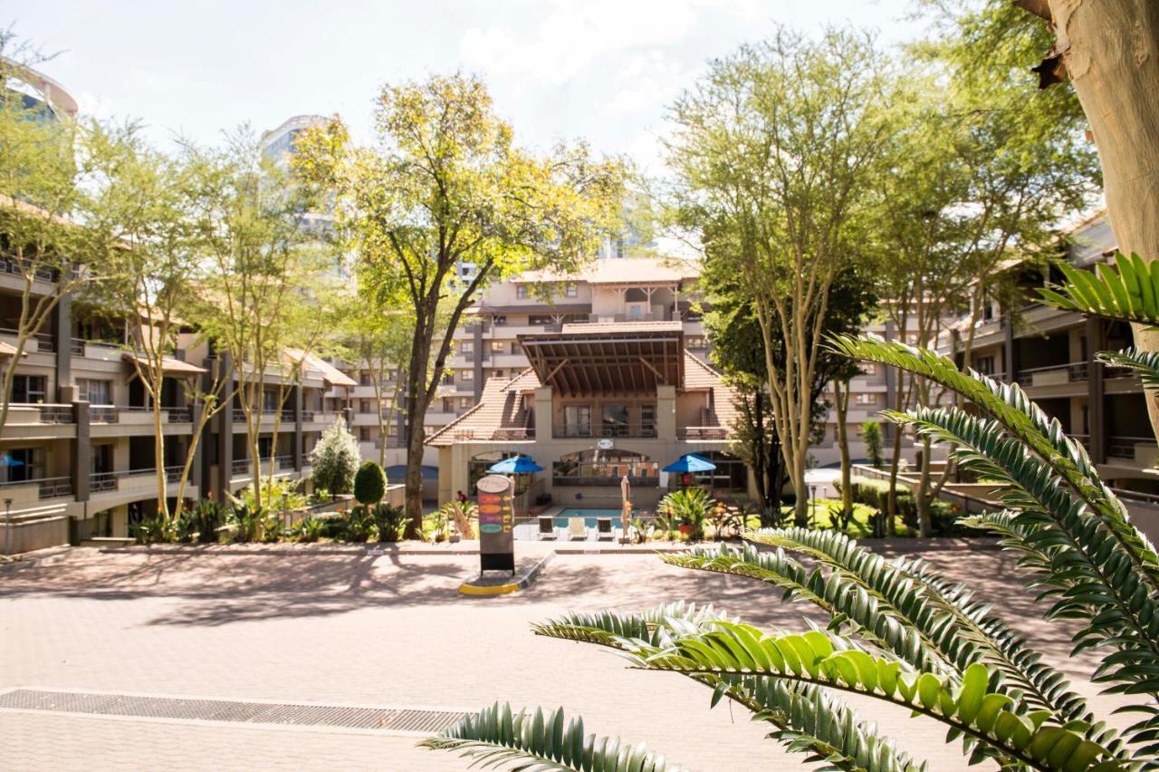Grayston Exec Apartments Johannesburgo Exterior foto