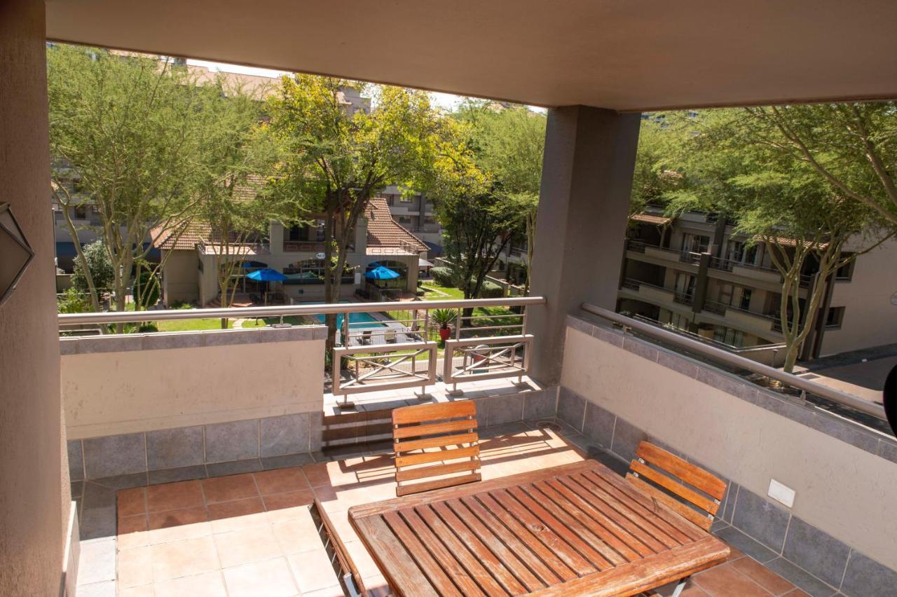 Grayston Exec Apartments Johannesburgo Exterior foto
